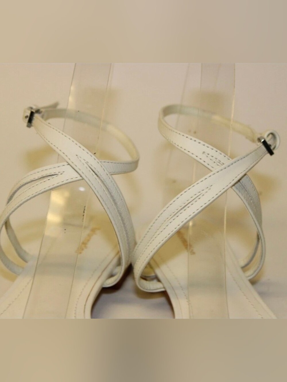 Reformation Sandals NEW White Leather Toe Ring Ankle Strappy Shoes Sandals 8 - Picture 6 of 16